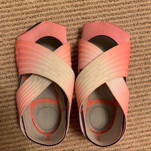 Nike studio wrap shoes (indoor)